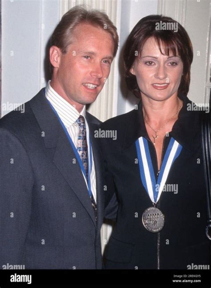6 things to know about Nadia Comaneci and her husband – Bart Conner