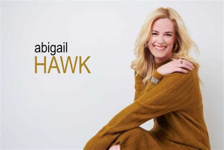 Abigail Hawk Net Worth, Boyfriend, Personal Life, Career & Biography